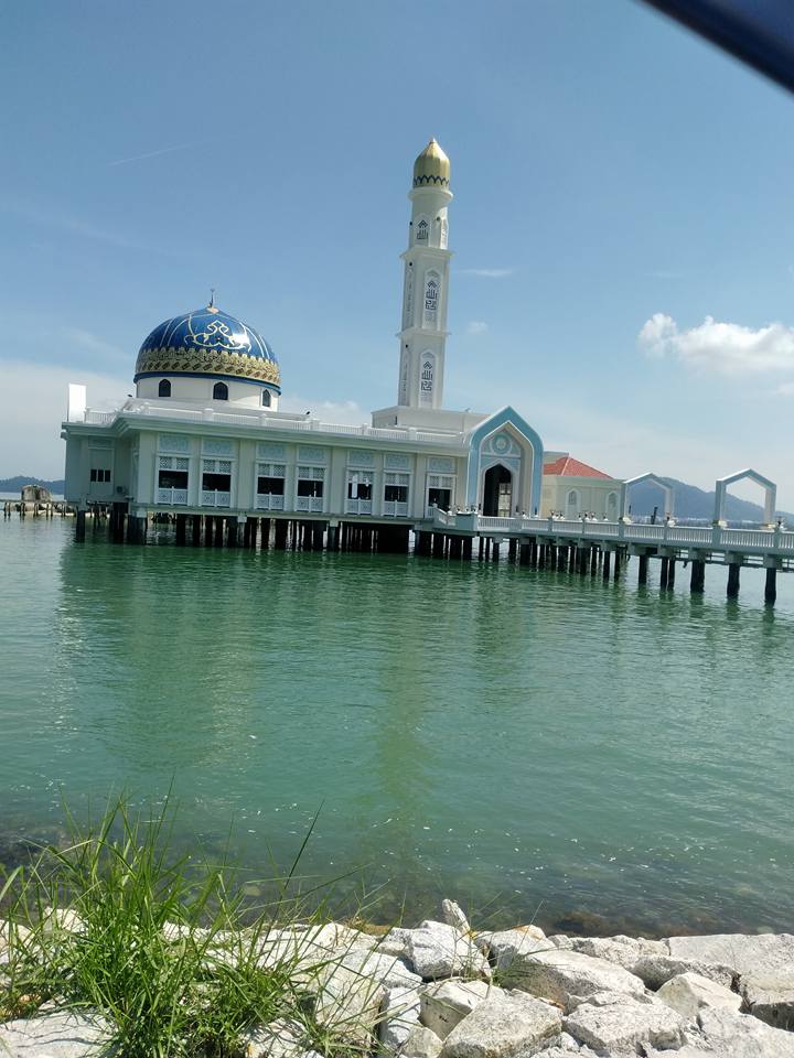 Masjid Terapung - Pangkor Island Malaysia
